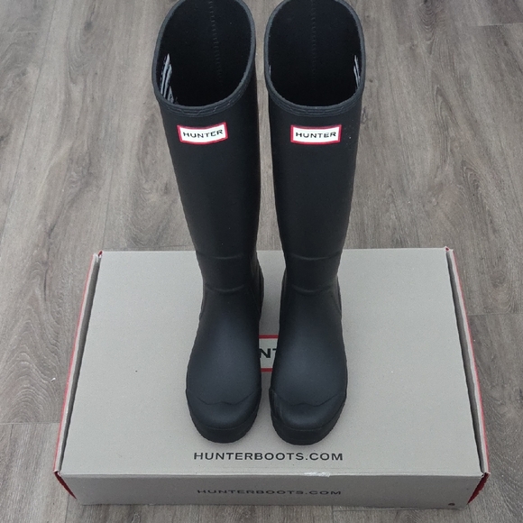 Hunter Shoes - Hunter Black Tall Waterproof Rain Boots